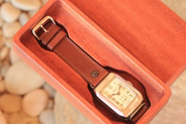 s-l960 (8) Vintage Rare Wrist Watch Kirova 1GChZ Tank Case 1930s-